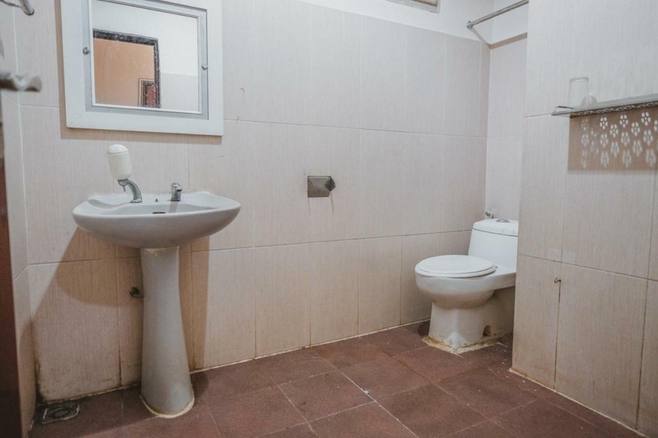Reddoorz Plus @ Tanjung Karang Lampung 2 Bandar Lampung Dış mekan fotoğraf
